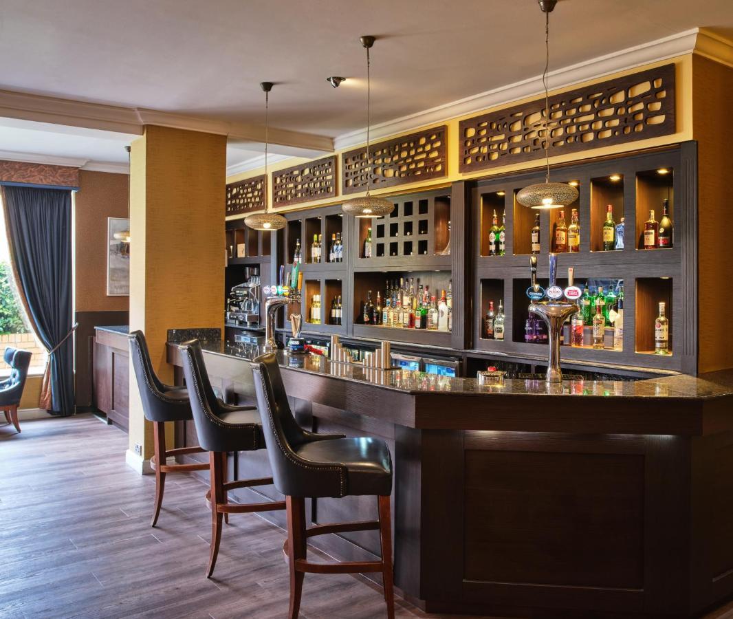 Mercure Milton Keynes Hotel Екстериор снимка