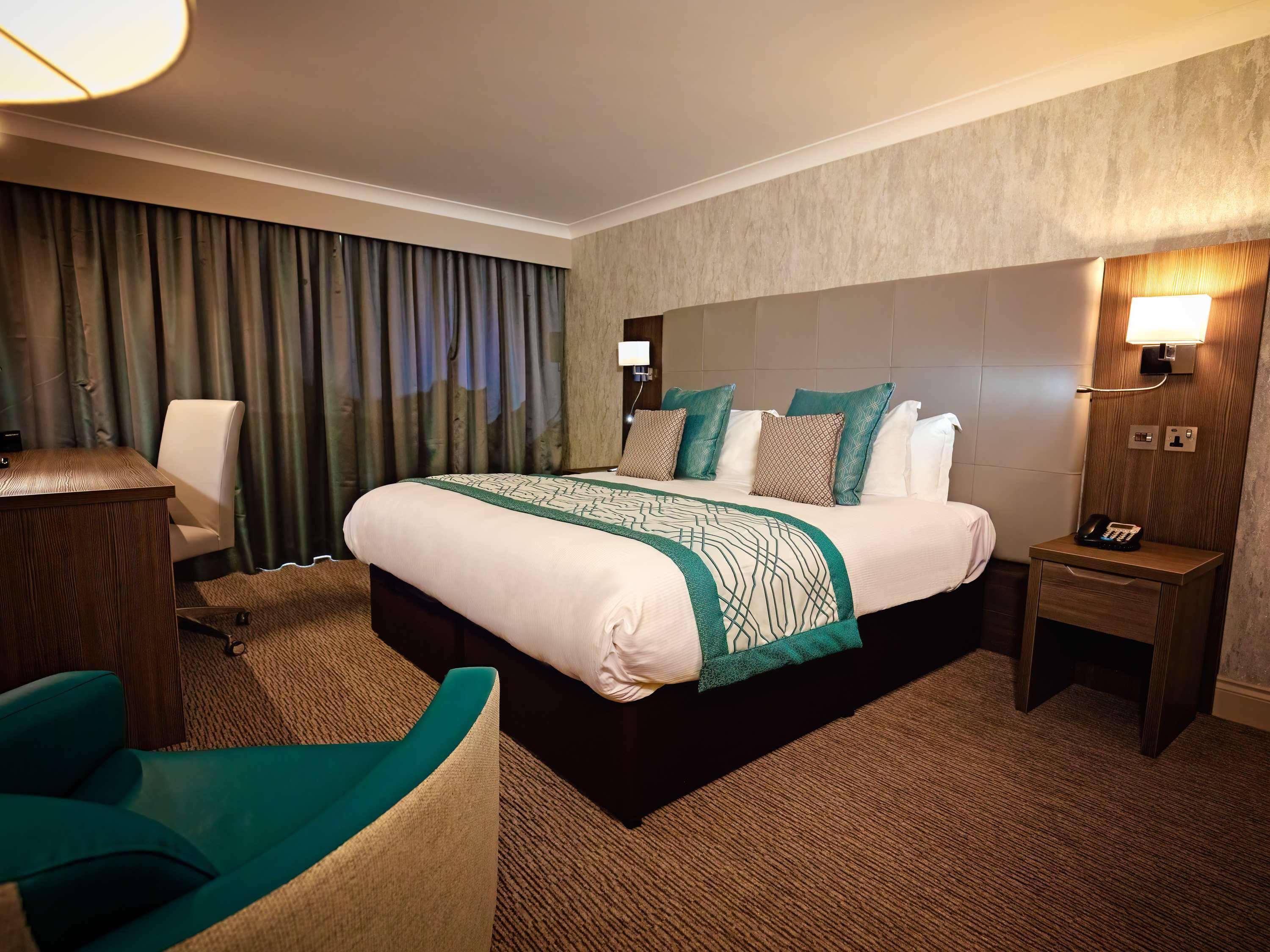 Mercure Milton Keynes Hotel Екстериор снимка