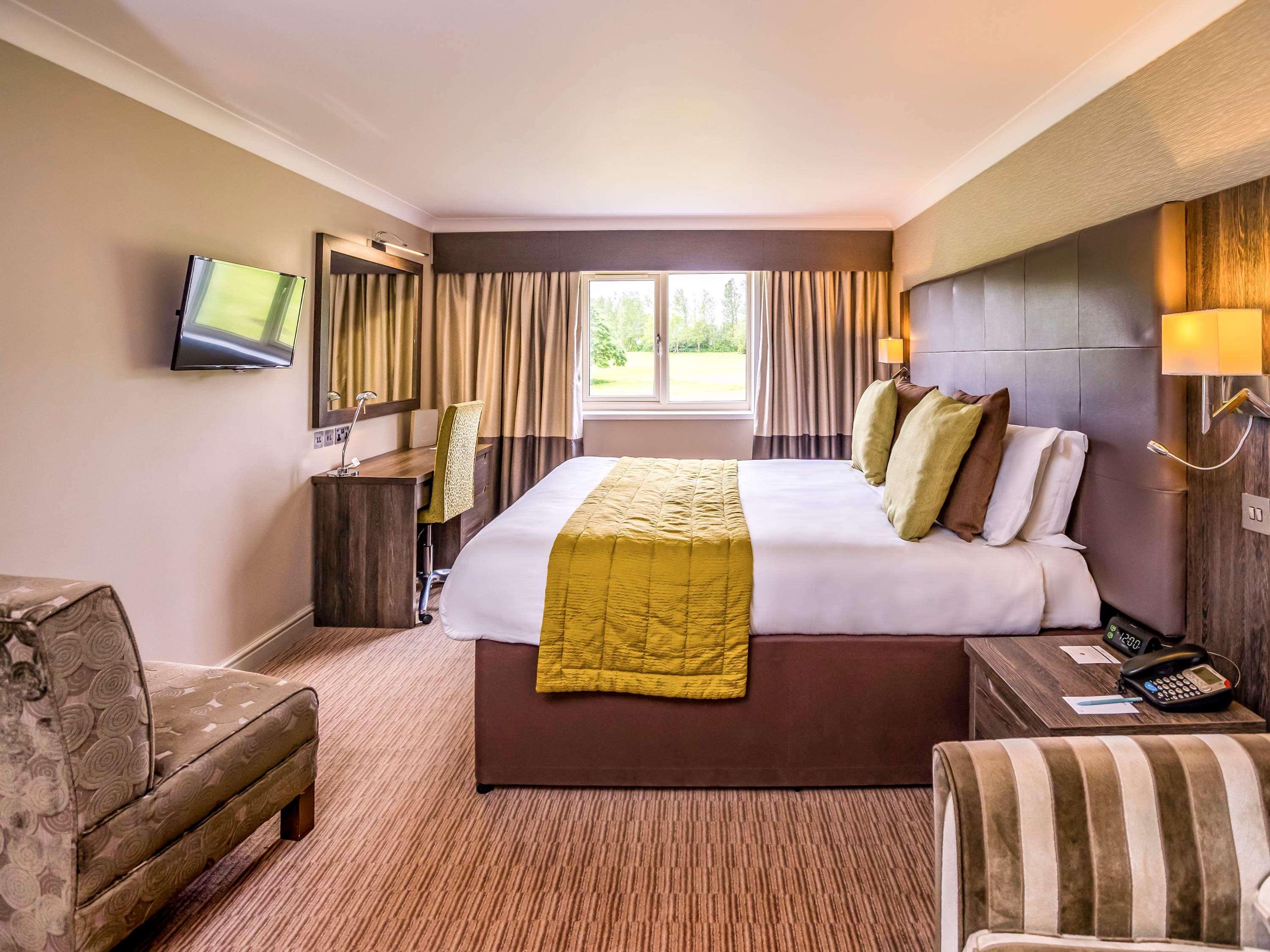 Mercure Milton Keynes Hotel Екстериор снимка