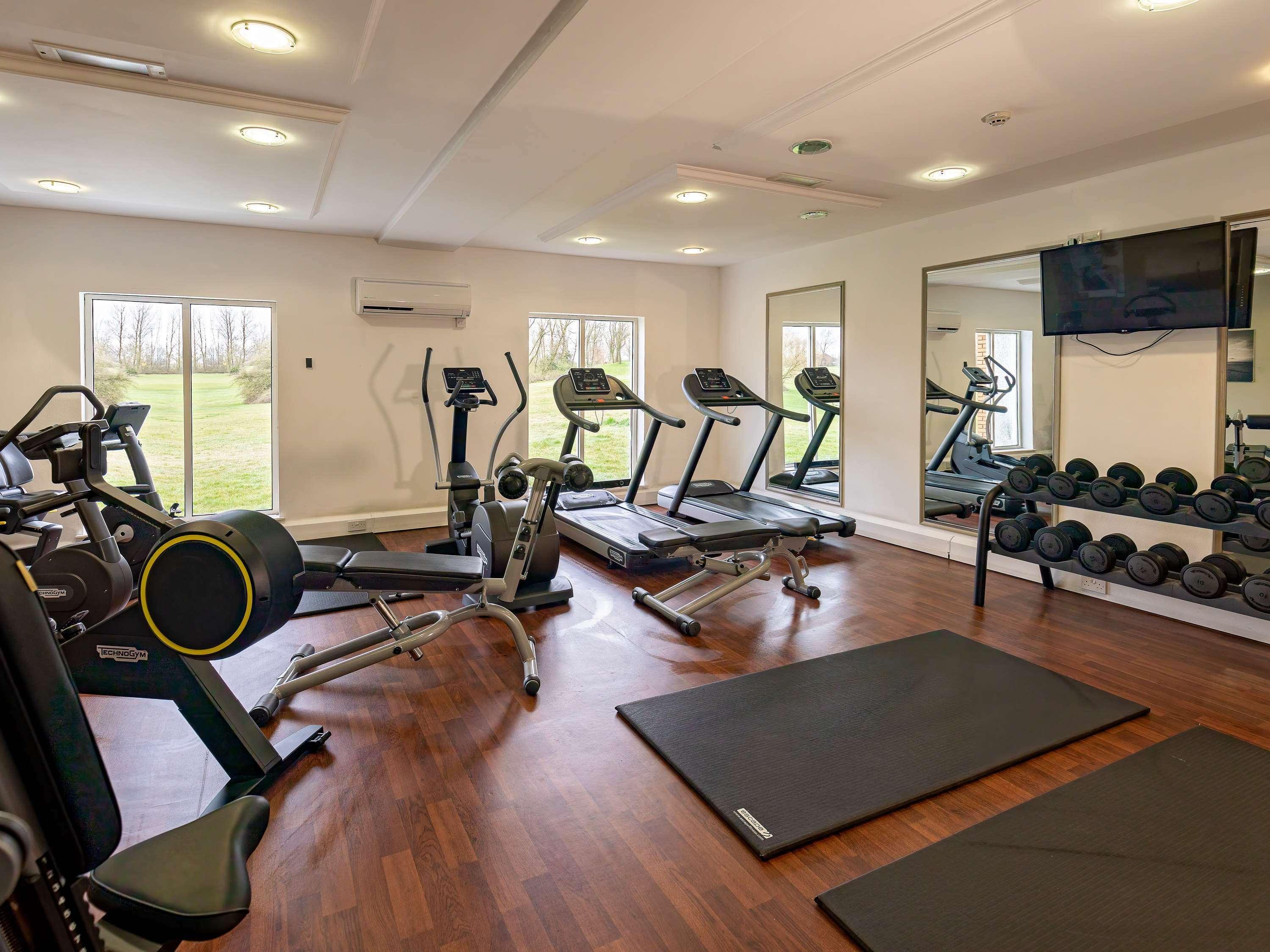 Mercure Milton Keynes Hotel Екстериор снимка