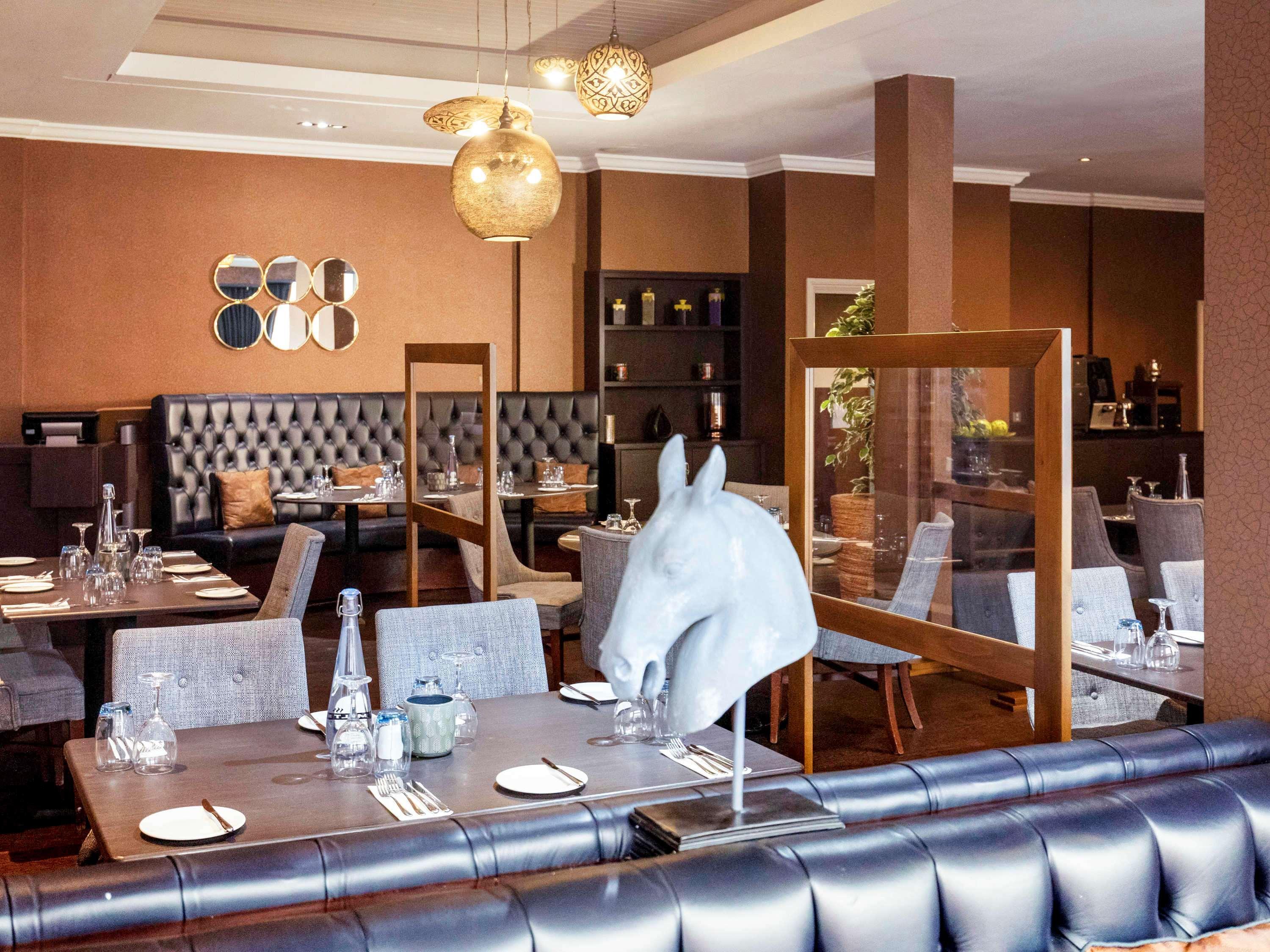 Mercure Milton Keynes Hotel Екстериор снимка