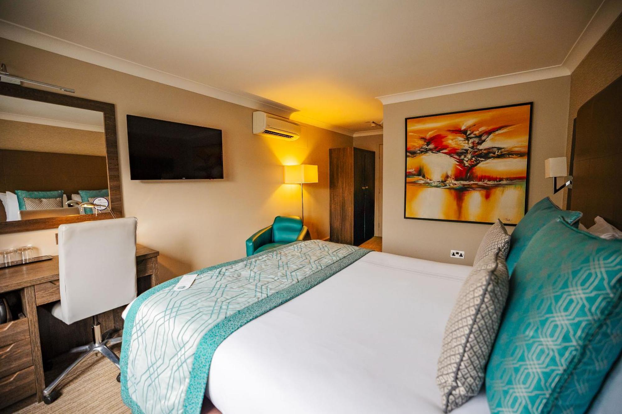 Mercure Milton Keynes Hotel Екстериор снимка