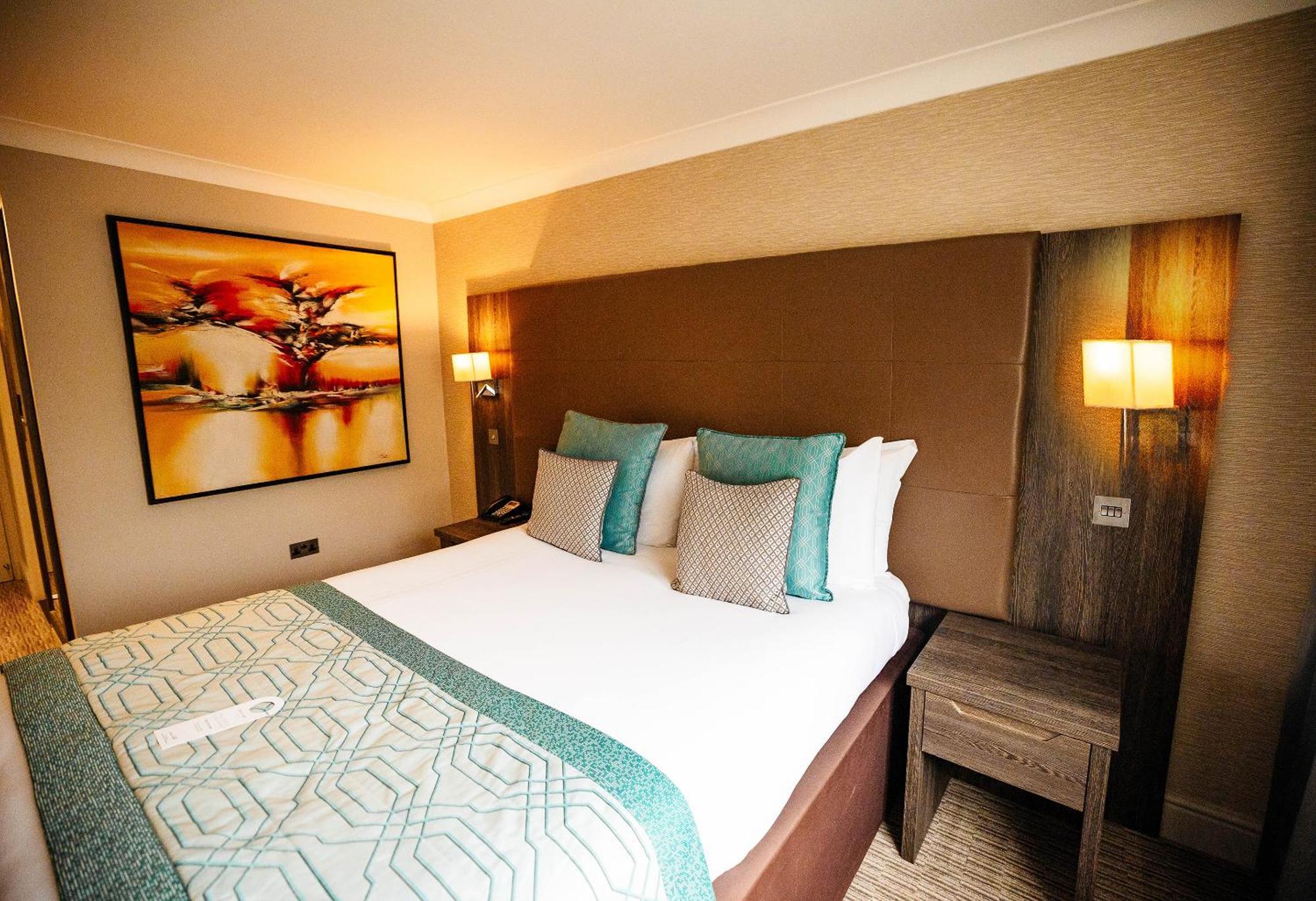 Mercure Milton Keynes Hotel Екстериор снимка