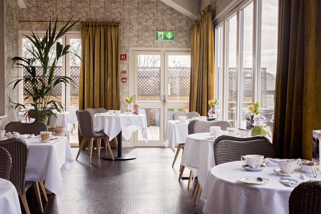 Mercure Milton Keynes Hotel Екстериор снимка